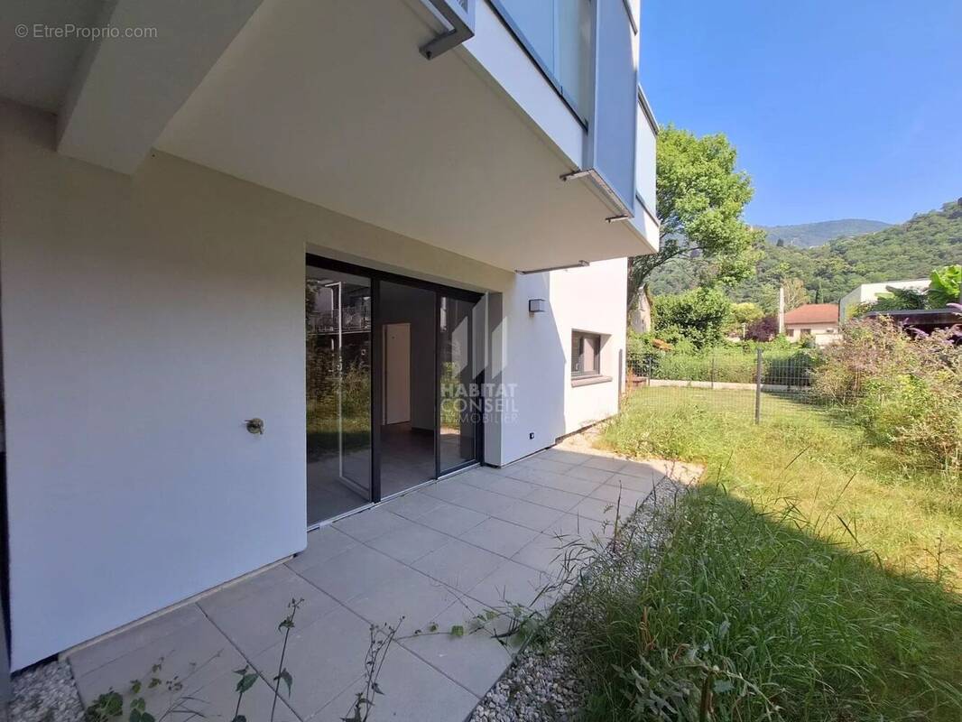 Appartement à CORENC