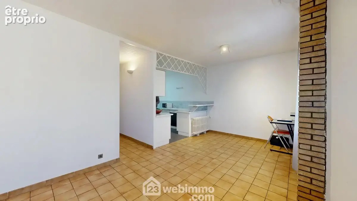Appartement 3 pièces 65 m² à vendre à Noyon (60400) - photo 2