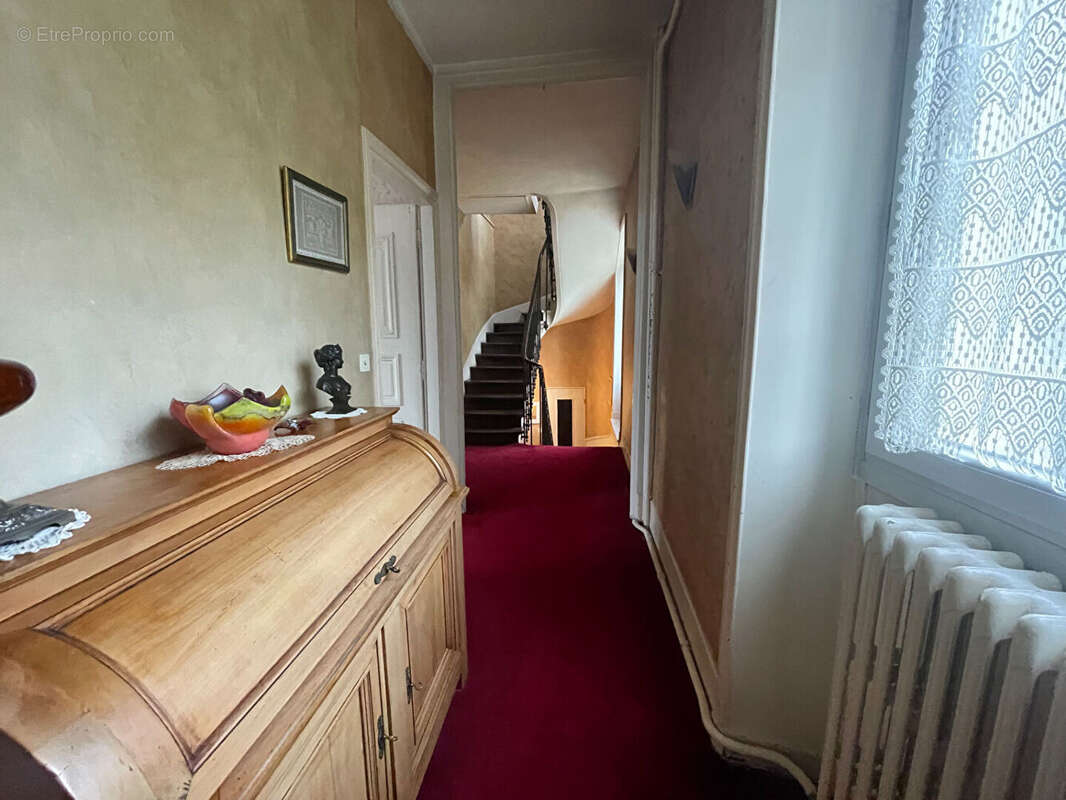 Maison à COULOMMIERS