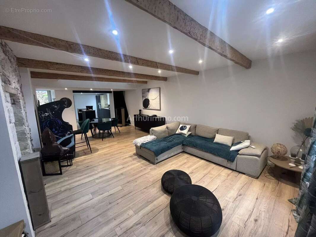Maison à USCLAS-D'HERAULT