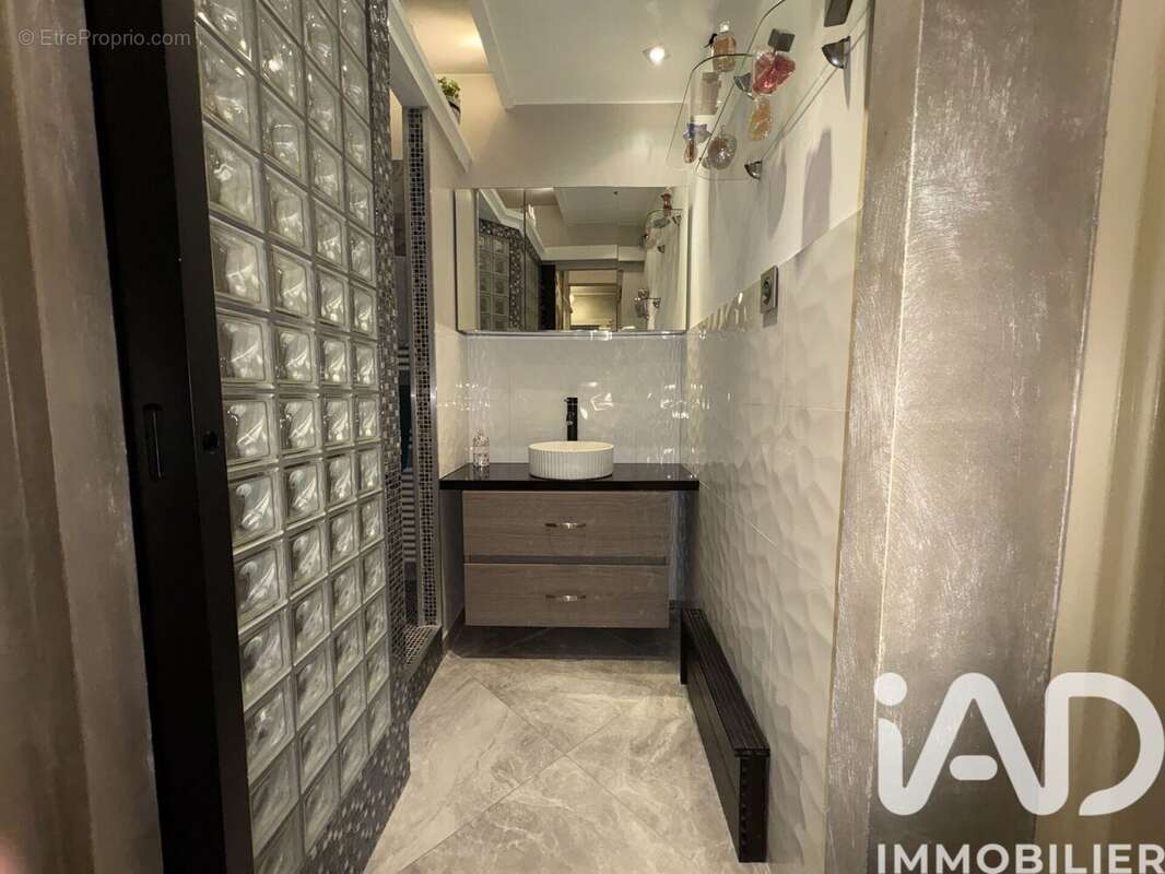 Photo 8 - Appartement à VALLAURIS