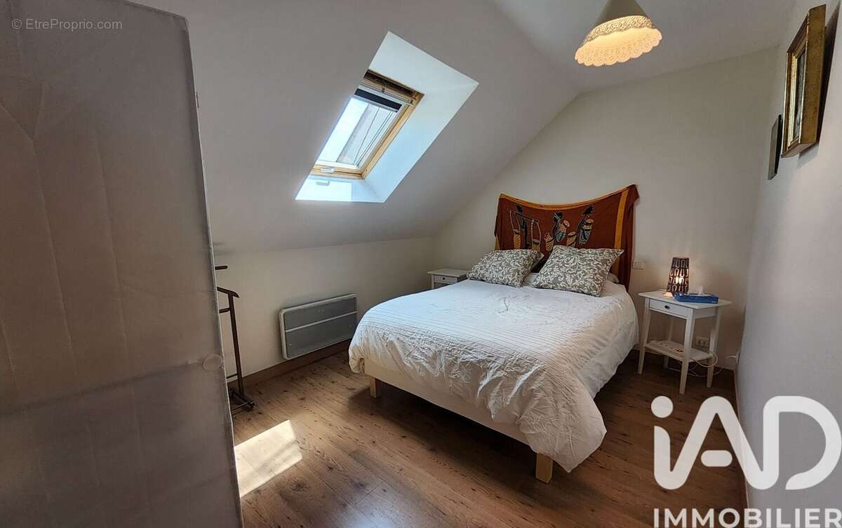 Maison 160 m² à Mulsans  - photo 7