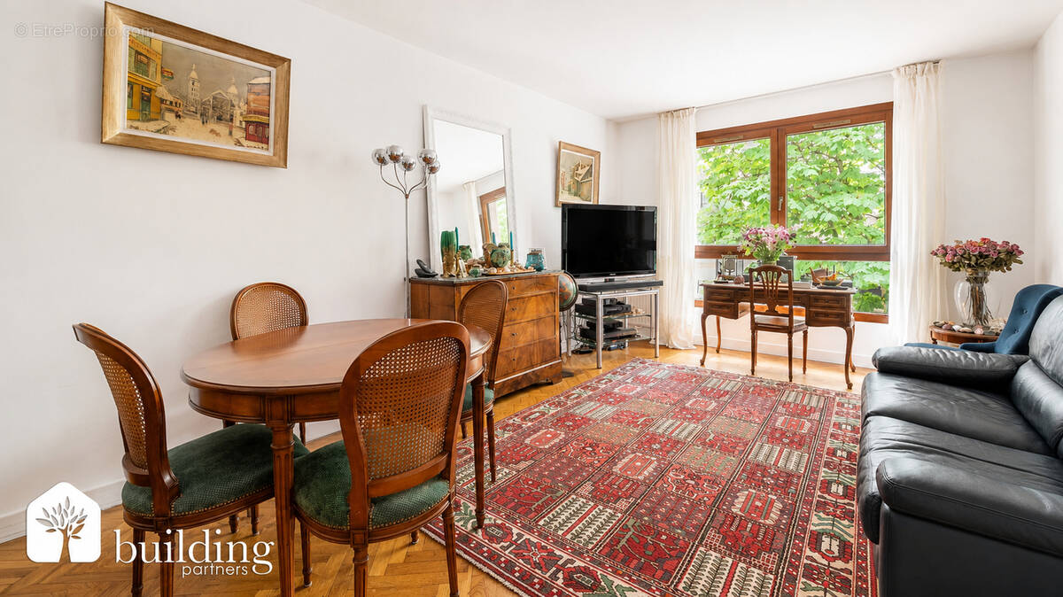 Appartement à LEVALLOIS-PERRET