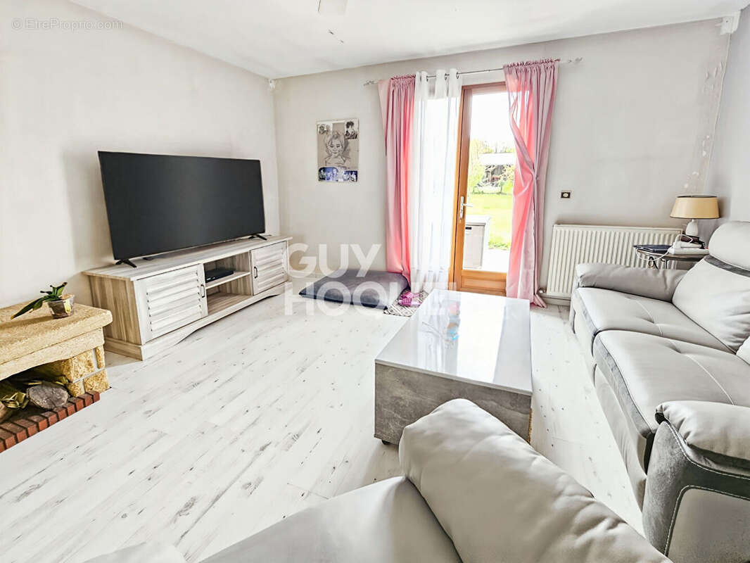 Maison à MARLES-EN-BRIE