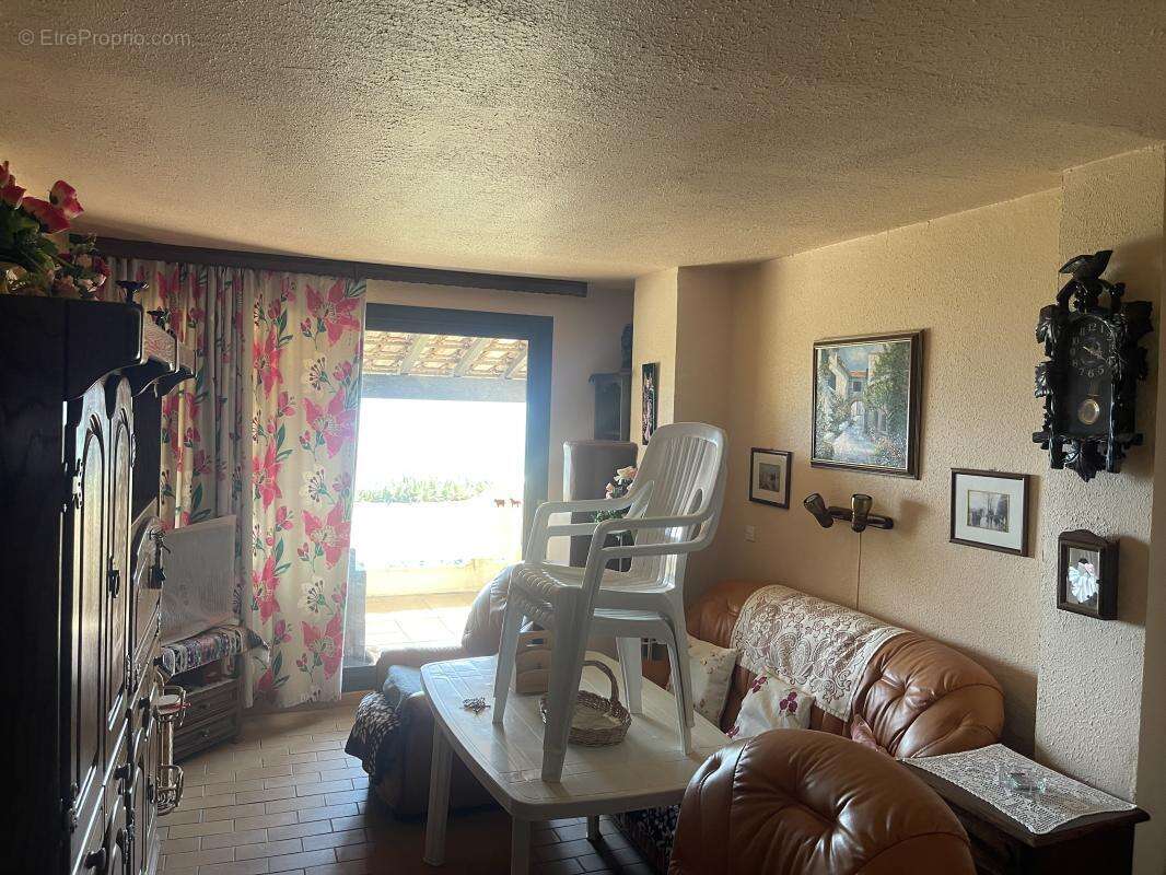 Appartement à LA CROIX-VALMER