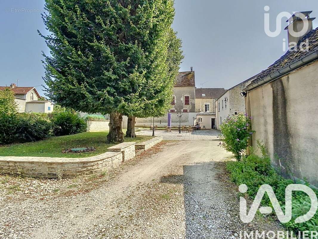 Photo 2 - Maison à ARCY-SUR-CURE