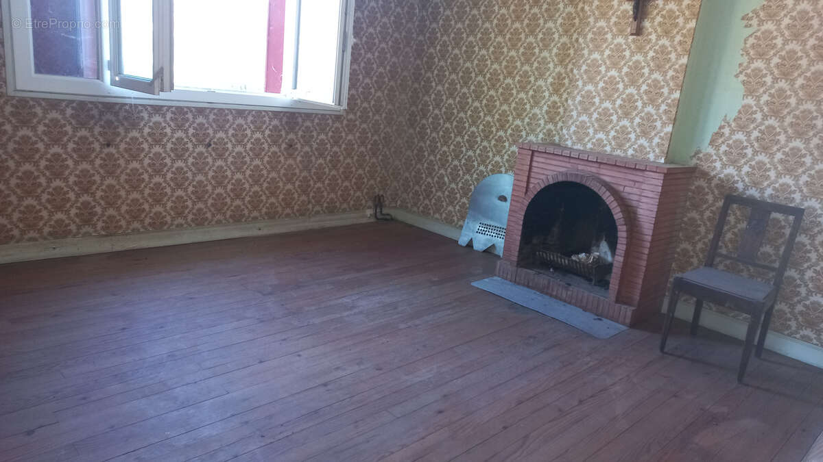 Appartement à AMENDEUIX-ONEIX