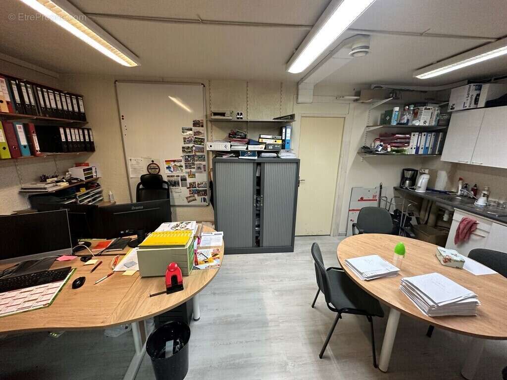 Commerce à ANGOULEME