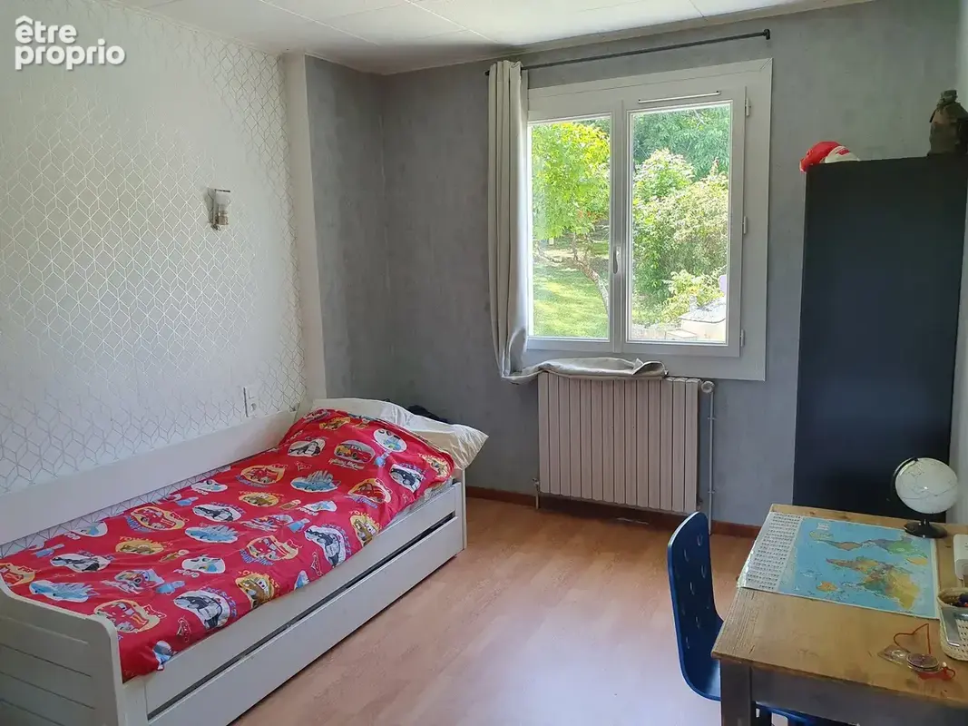 Maison familiale avec appartement indépendant sur 2157m2 de terrain - photo 8