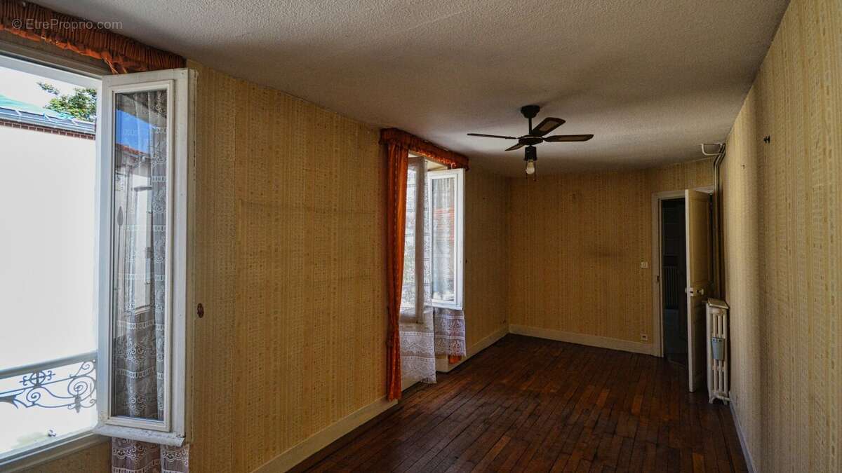 À VENDRE  VICHY - Maison 5 chambres à fort potentiel - photo 3