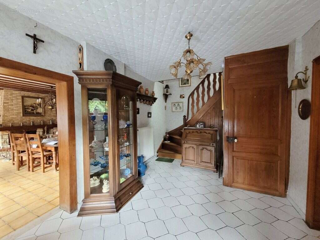 Maison 160 m² à Solre-Le-Chateau  - photo 6