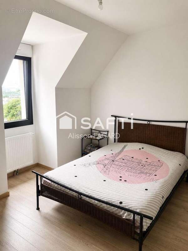 Maison 118 m² à Villeneuve-Saint-Germain  - photo 9