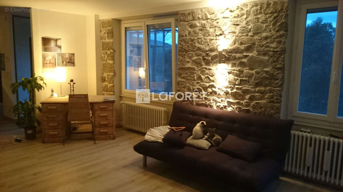 Maison à BELLEVILLE