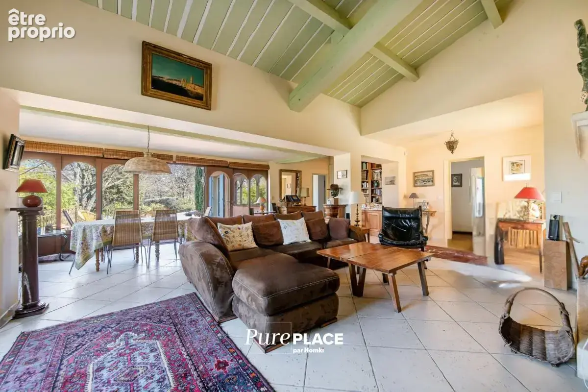 Maison T7 de 209 m² sur 6600 m² de terrain avec piscine à Aix-en-Provence - photo 9
