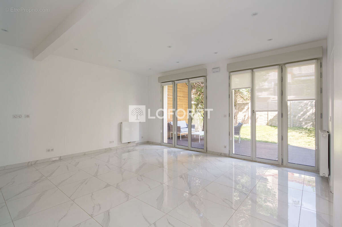 Maison à MAISONS-ALFORT