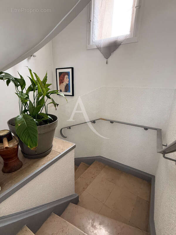 Maison 4 chambres, bureau + garage - photo 7