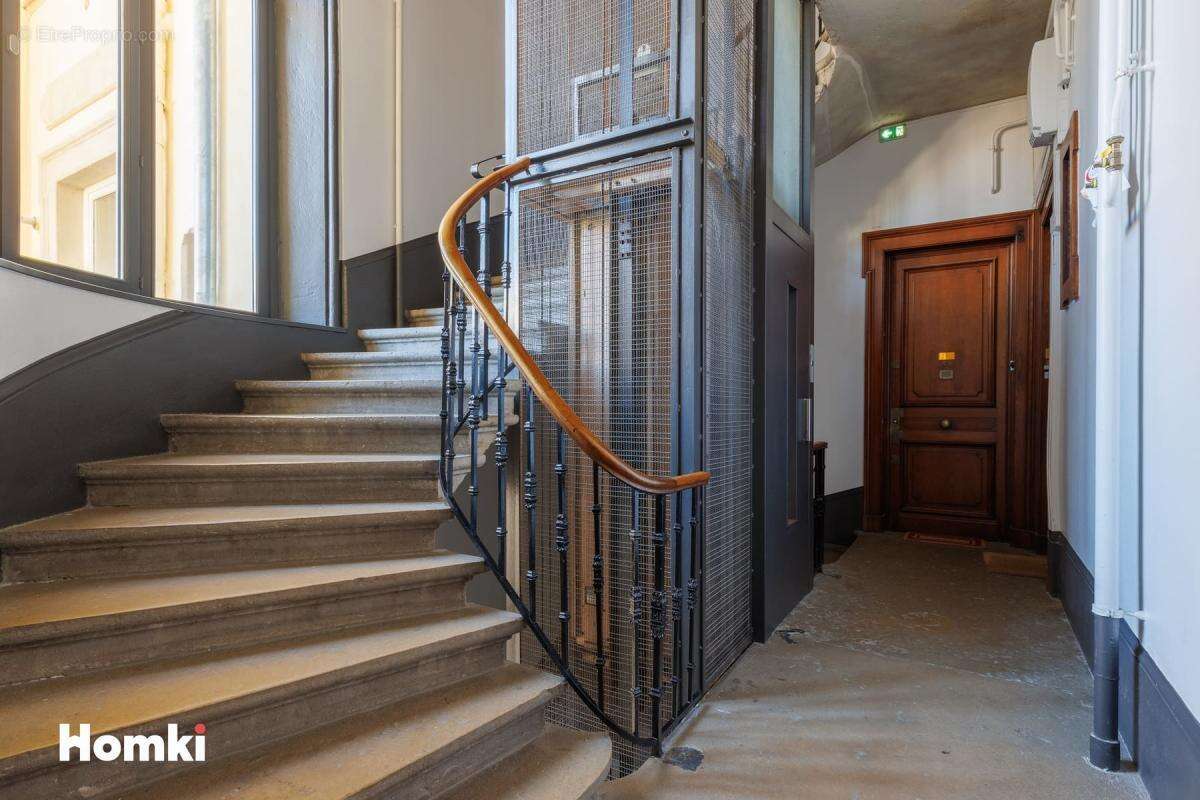 Appartement à LYON-6E