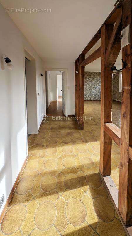 Appartement à DAMMARIE-LES-LYS