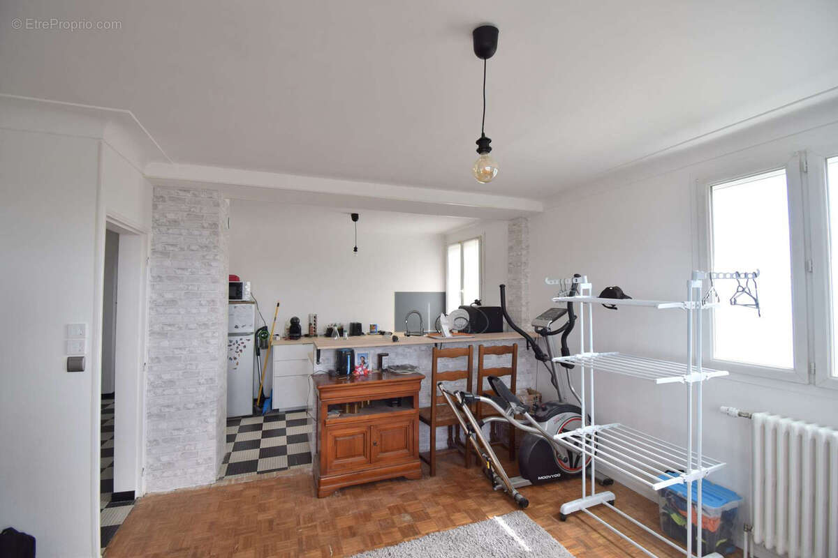 Appartement à SAINT-SEBASTIEN-SUR-LOIRE