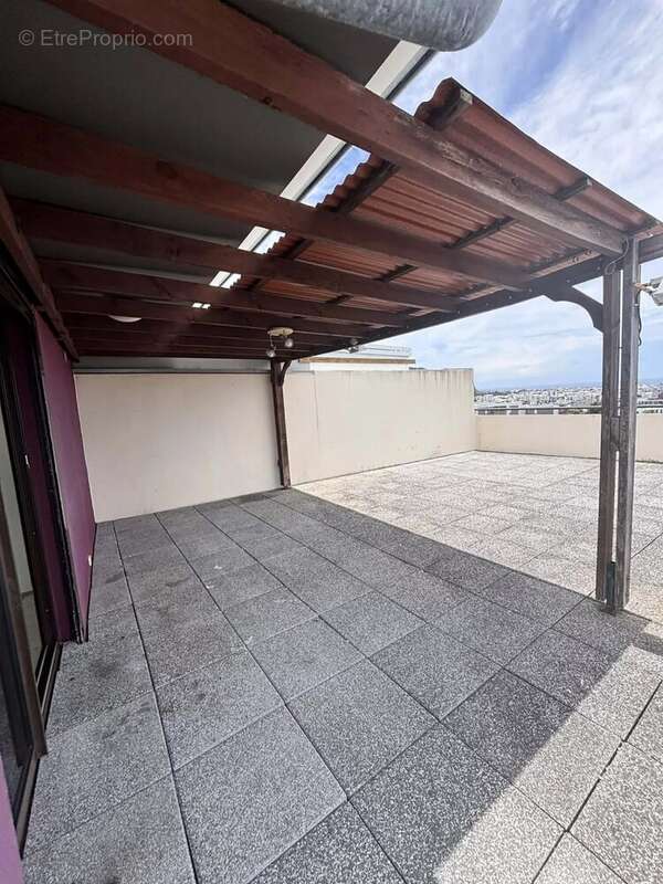 Appartement à SAINT-DENIS
