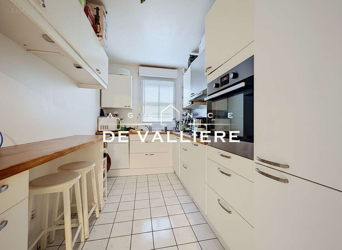 Appartement à NANTERRE