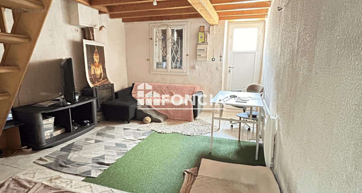 Investissement locatif maison de ville louée - photo 2