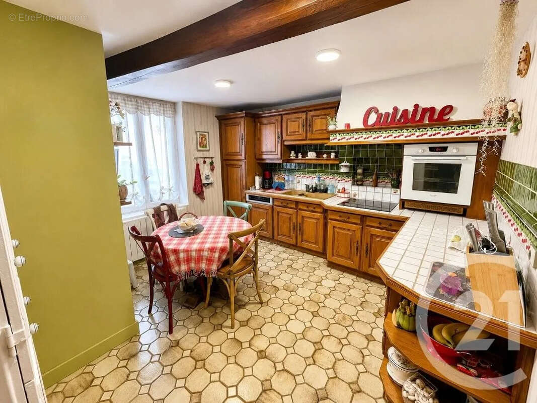 Maison à MOUSSY-LE-VIEUX