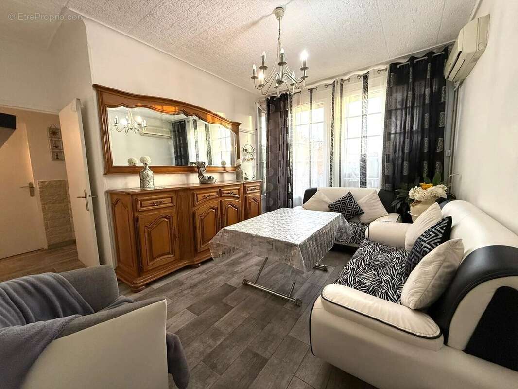 Appartement à MARSEILLE-12E