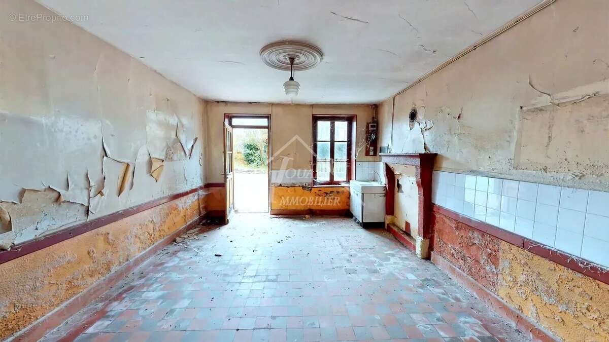 Maison à SAINT-MENOUX