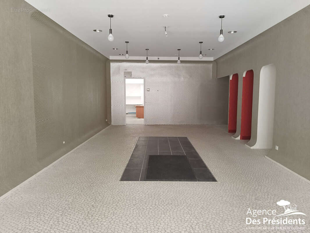 Local commercial - hyper centre - photo 4