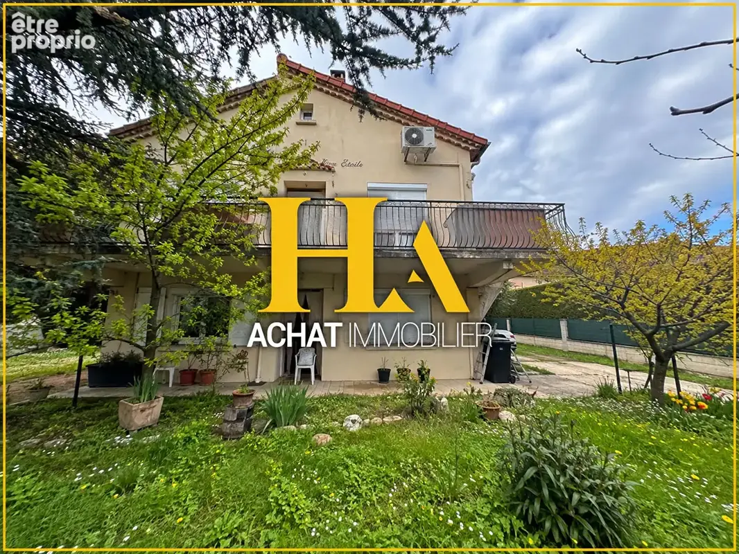 A VENDRE - GANGES - Maison 173,67 m² - 2 appartements indépendants - terrain 877 m² - photo 1