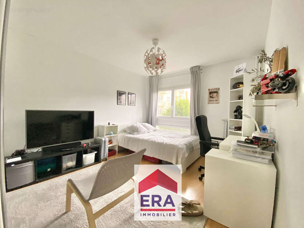 Appartement à HOUILLES