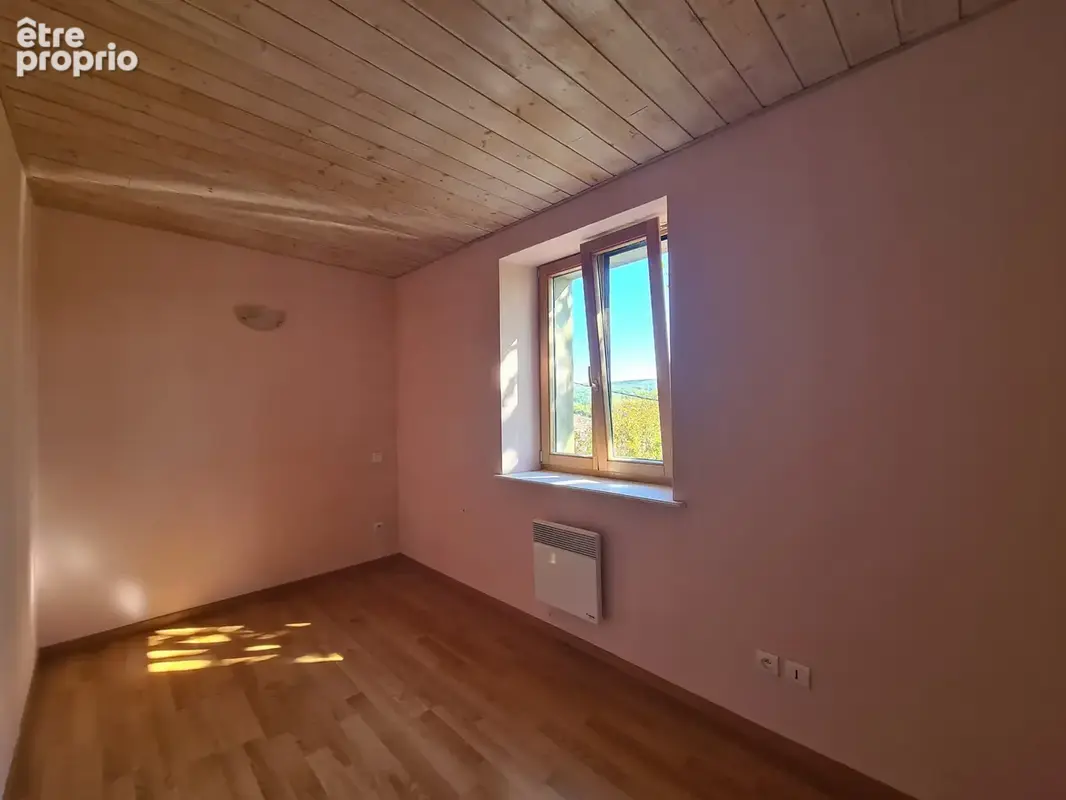 Maison 9 pièces 196 m² à vendre à Montrond-Le-Chateau (25660) - photo 9