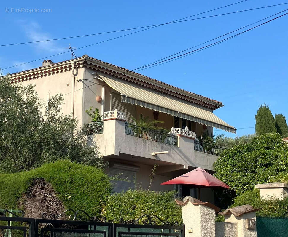 Appartement à LE CANNET
