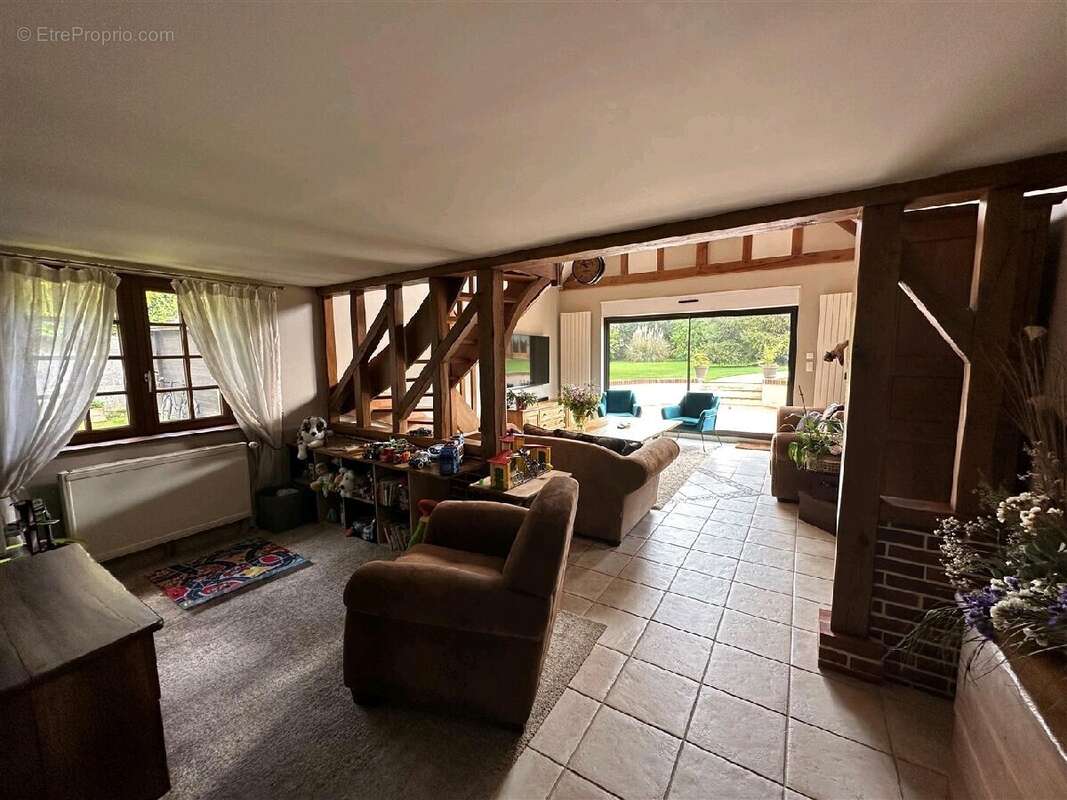 Maison à CHATEAUNEUF-EN-THYMERAIS