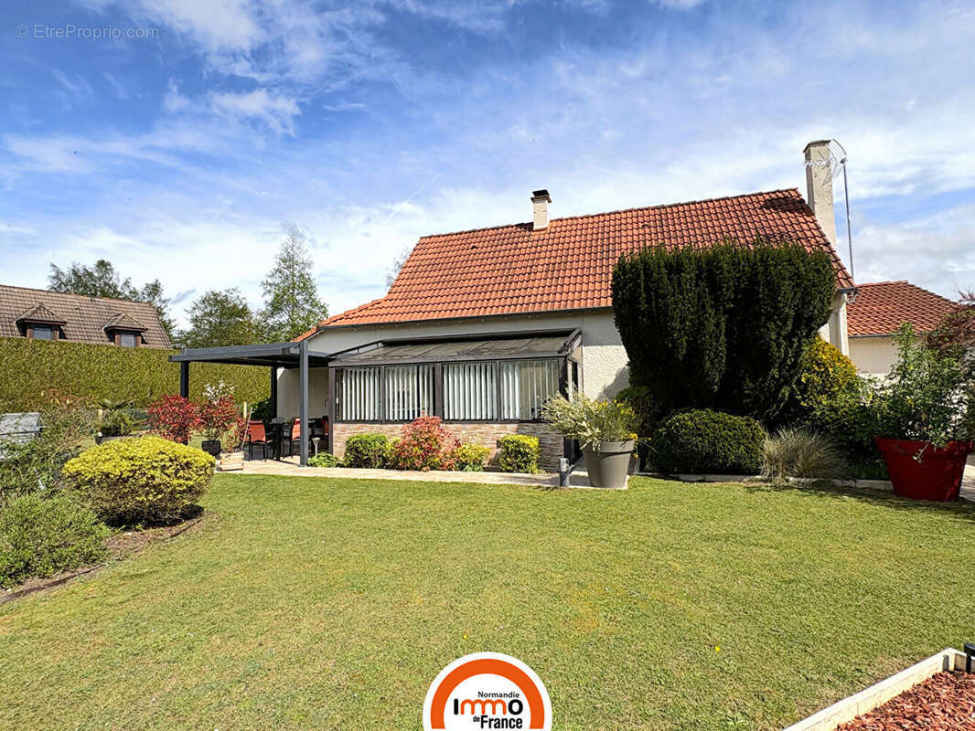 Maison à LA BONNEVILLE-SUR-ITON