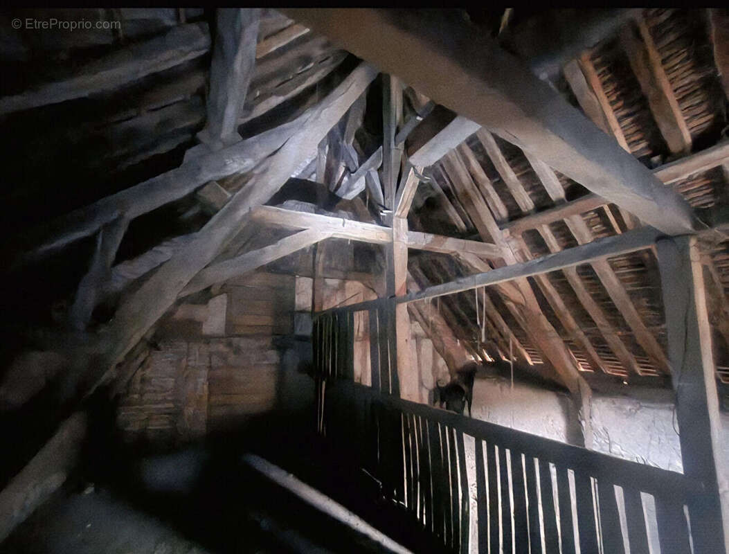 Appartement à AUXONNE