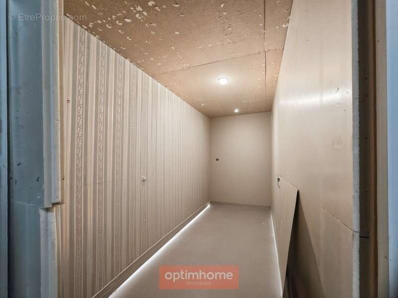 Maison à CROISILLES