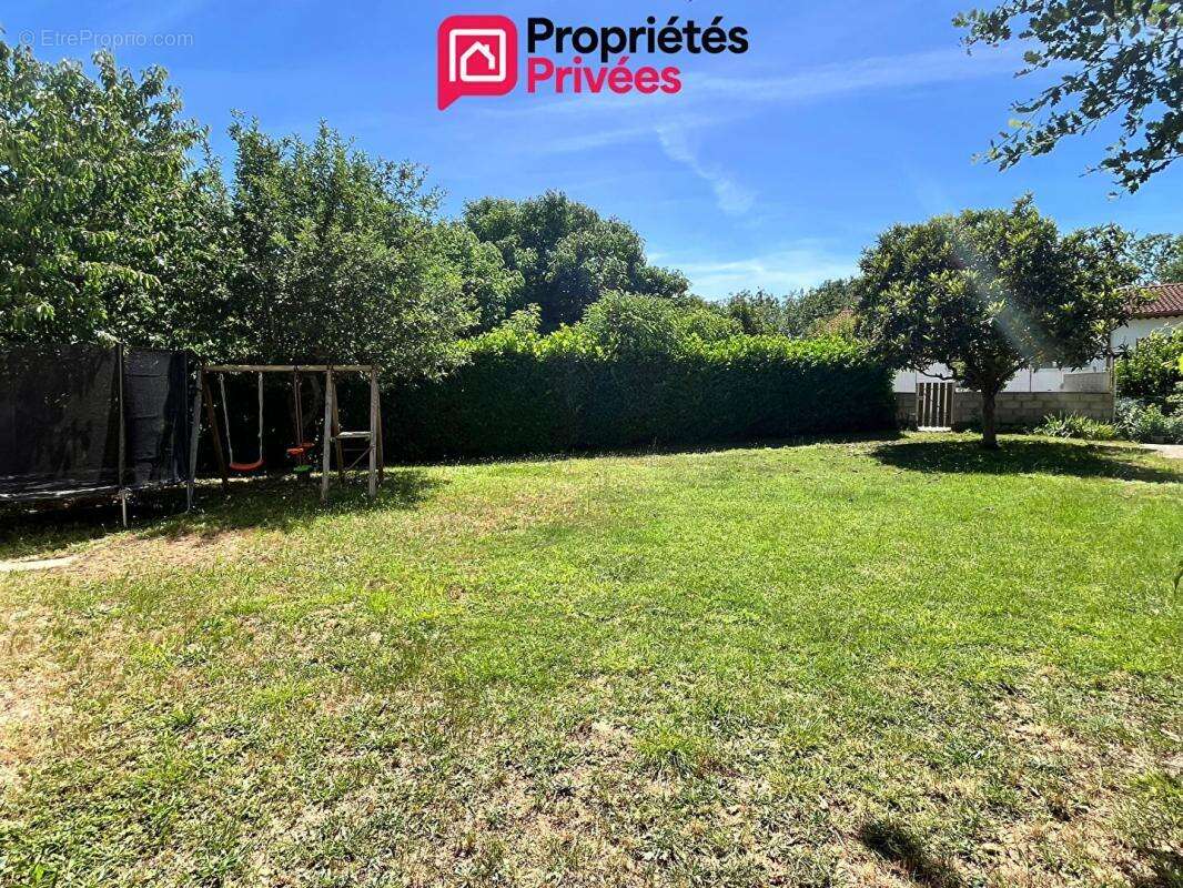 A 15 min d'Uzès et Nîmes, Maison familiale de plain-pied 6 pièce(s) 4 chambres 113.16 m2 - photo 10