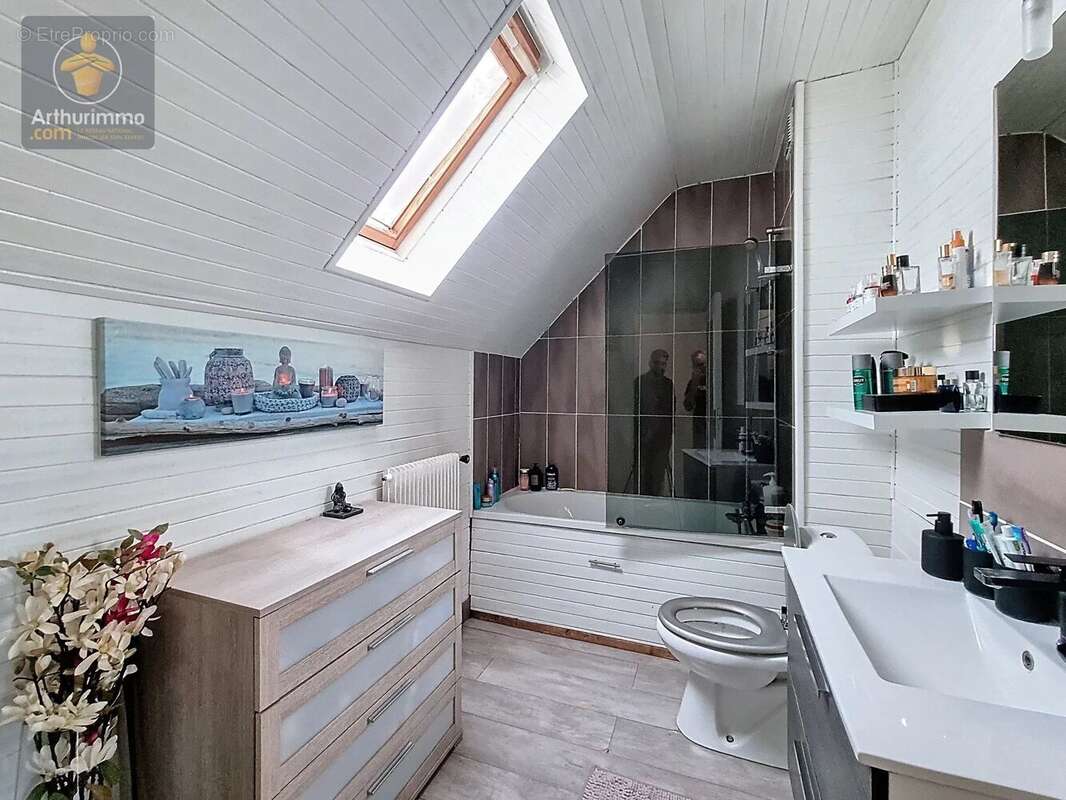 Maison à LIMEIL-BREVANNES