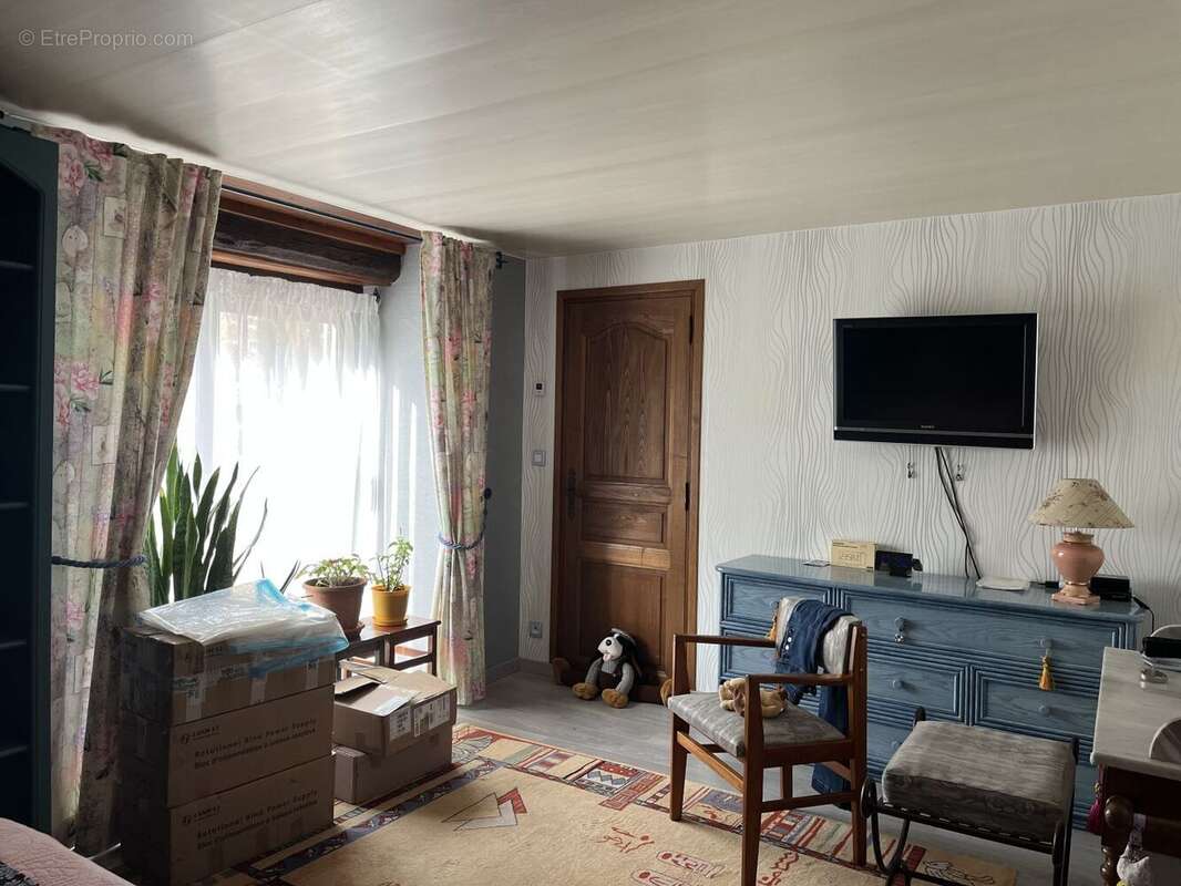 Maison - RDC - Chambre - Maison à LATRONQUIERE