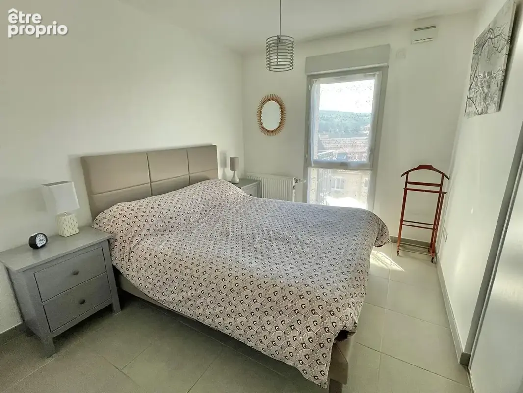 Appartement T3 de 64 m² avec garage à BOURGOIN-JALLIEU (Centre-ville) - photo 6