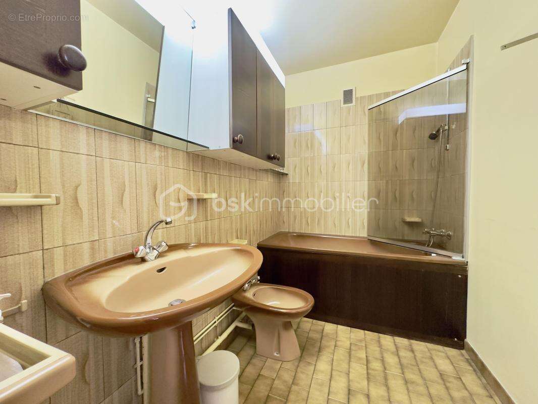 Appartement à STAINS