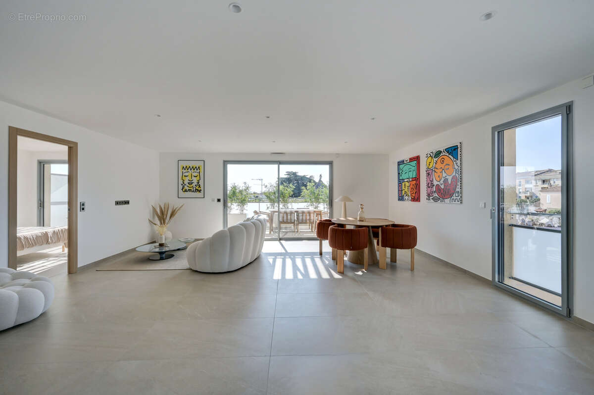 Appartement à SANARY-SUR-MER