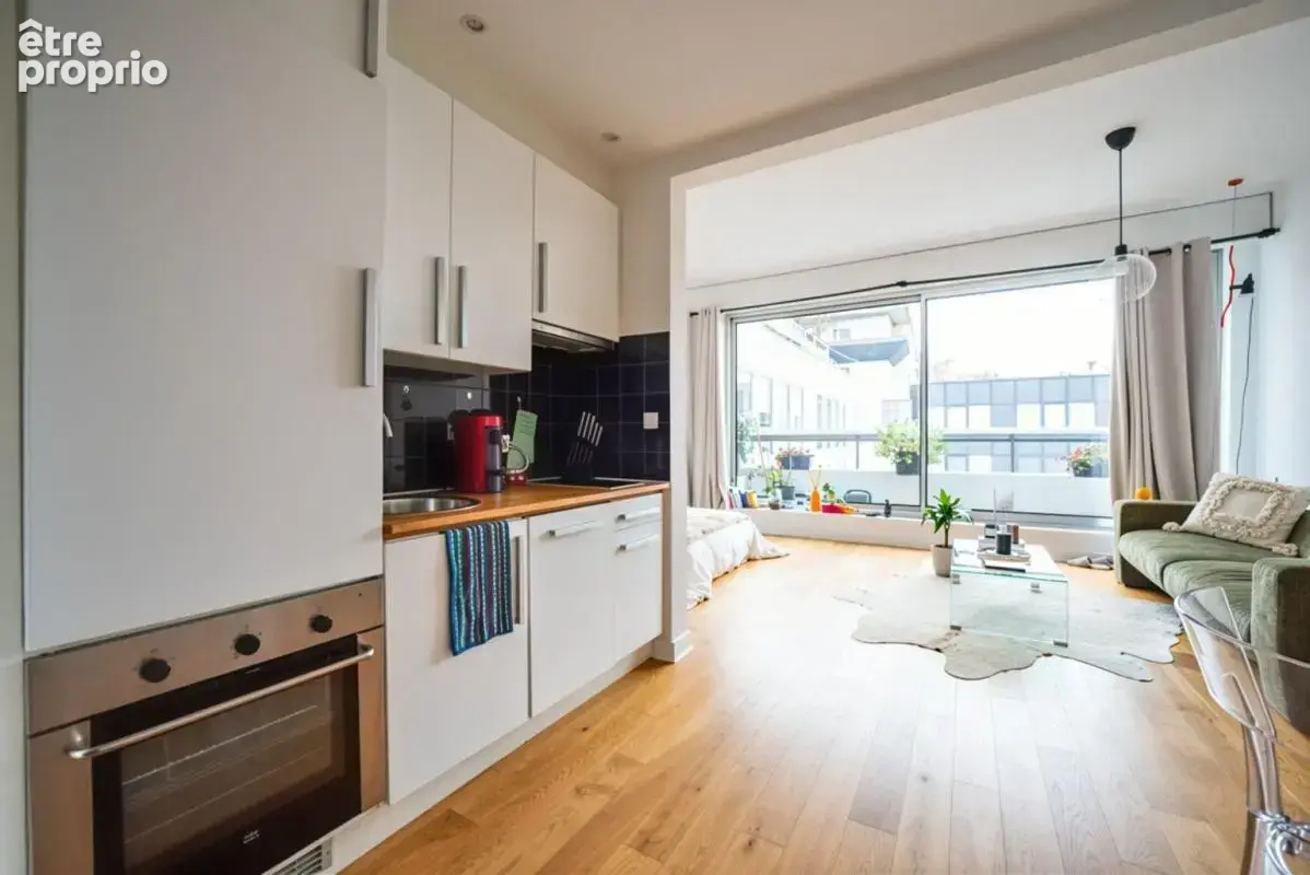 Appartement à PARIS-10E