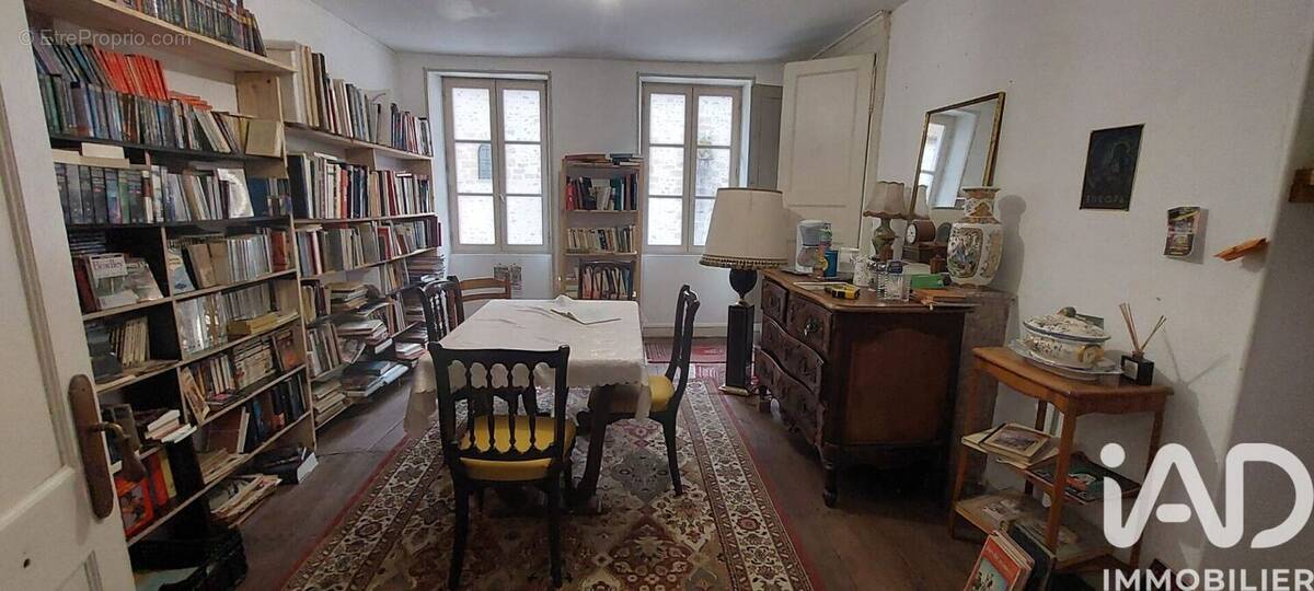Photo 1 - Maison à CHAMBON-SUR-VOUEIZE