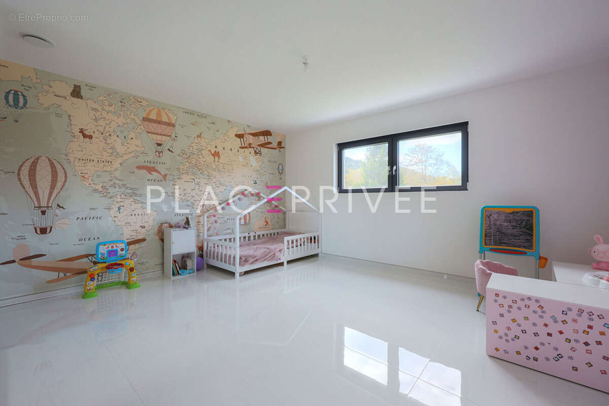 Maison à SAINT-LEONARD