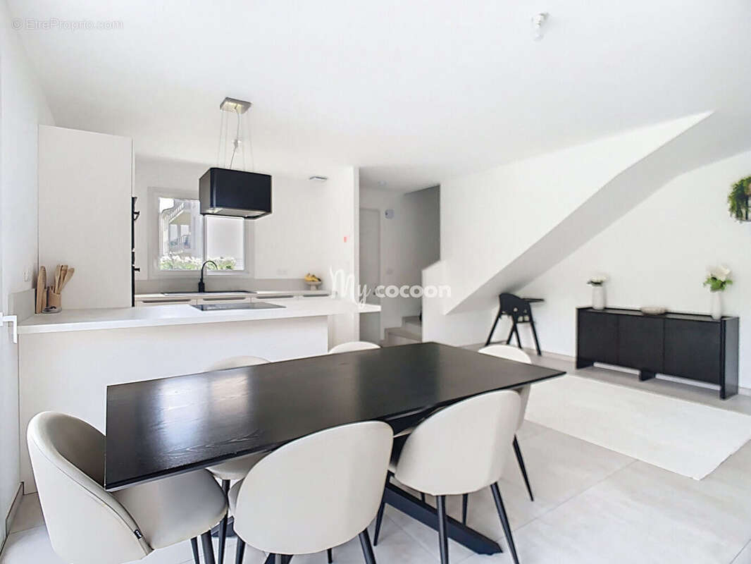 Maison à AMBERIEU-EN-BUGEY