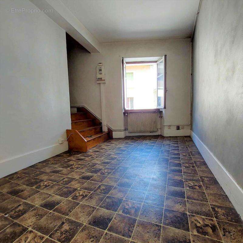 Appartement à SAINT-LAURENT-DU-PONT