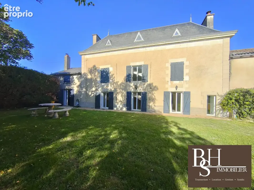 Maison 7 pièces 175 m² à vendre à Le Rochereau (86170) - photo 2